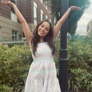 Meet your Posher, Alyssa